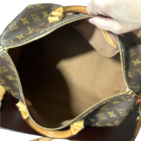 SOLD - Louis Vuitton Speedy 35 Bandolier, lock/key, Dust bag - Picture 10 of 14